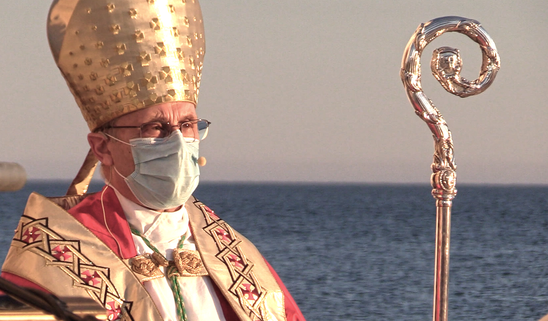 Sos migranti, Mogavero chiama la capomissione di Mare Jonio: “Vi sono vicino”