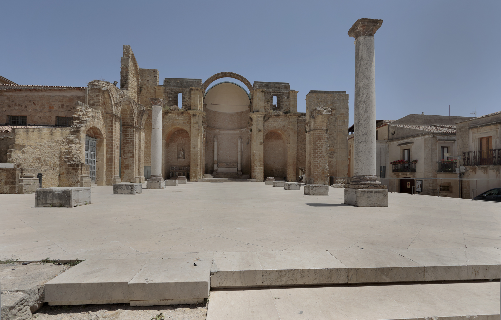 La musica di Molinari e Telesforo, il teatro, lo sport e la busiata: a Salemi due mesi di eventi tra cultura e intrattenimento