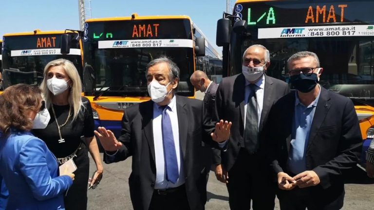 Palermo, consegnati 33 nuovi bus ad Amat