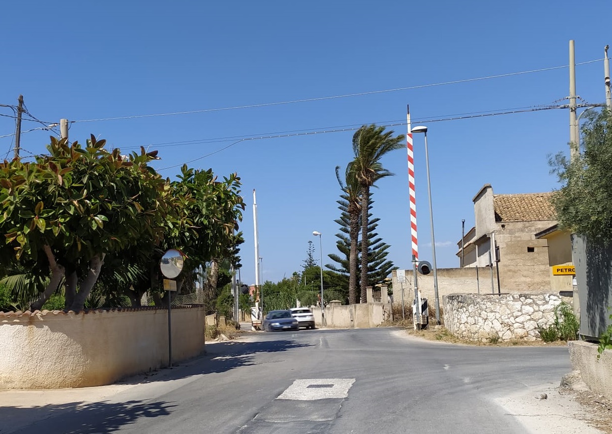 Marsala, il consiglio boccia l’atto relativo all’eliminazione del passaggio a livello di Terrenove