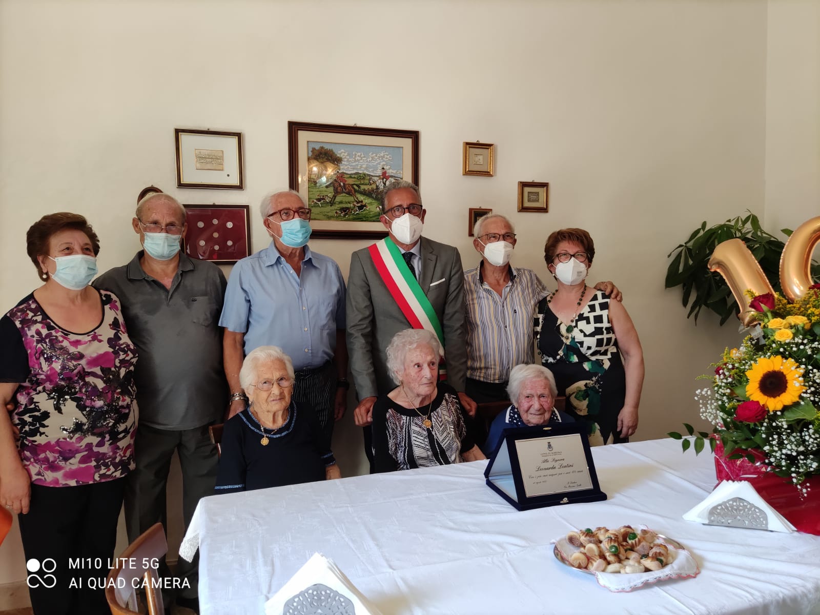 Compie cento anni e  festeggia con due parenti (sorella e cognata) ultracentenarie anche loro