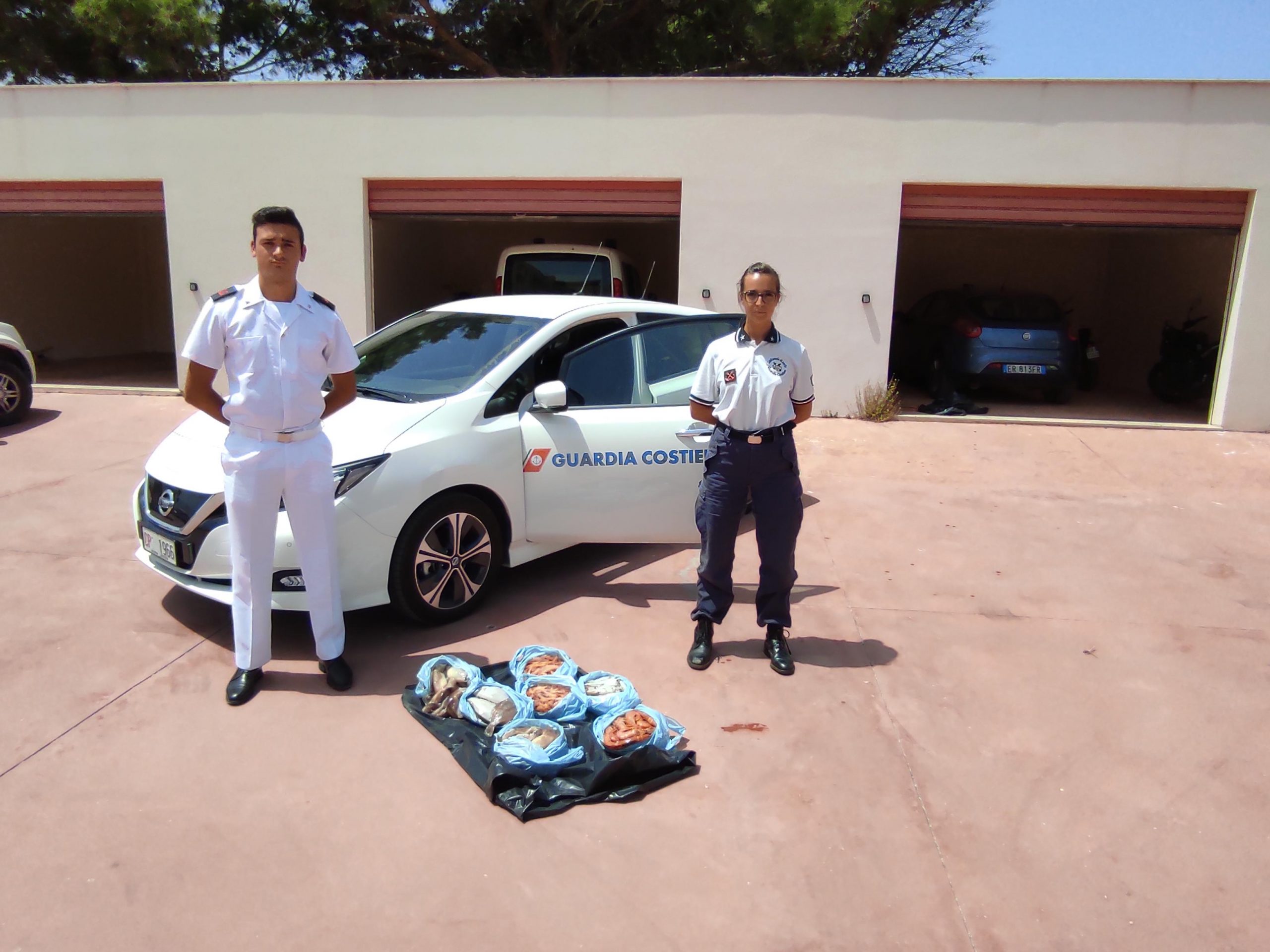 Trapani: sequestrato pesce decongelato e venduto da ambulanti