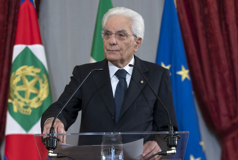 Mattarella “Democrazia richiede di essere continuamente alimentata”