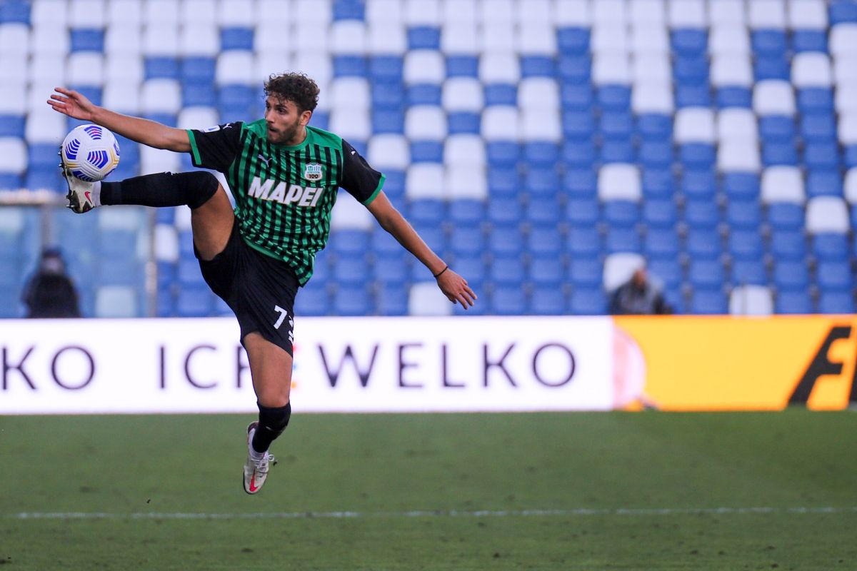 Juve ufficializza l’arrivo di Locatelli, firma fino al 2023