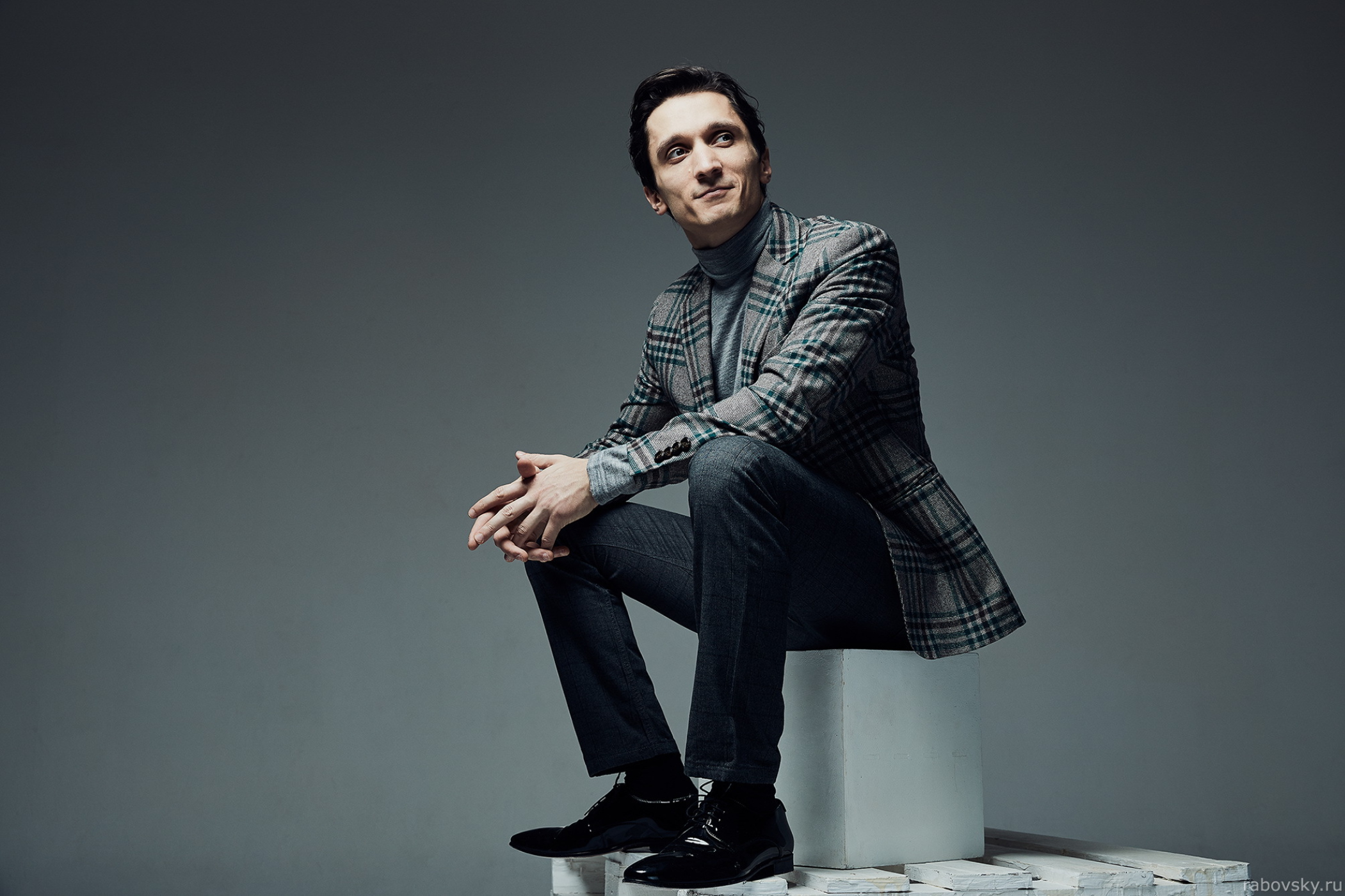 Al Teatro Antico di Segesta concerto di Alexander Romanovsky il 6 agosto