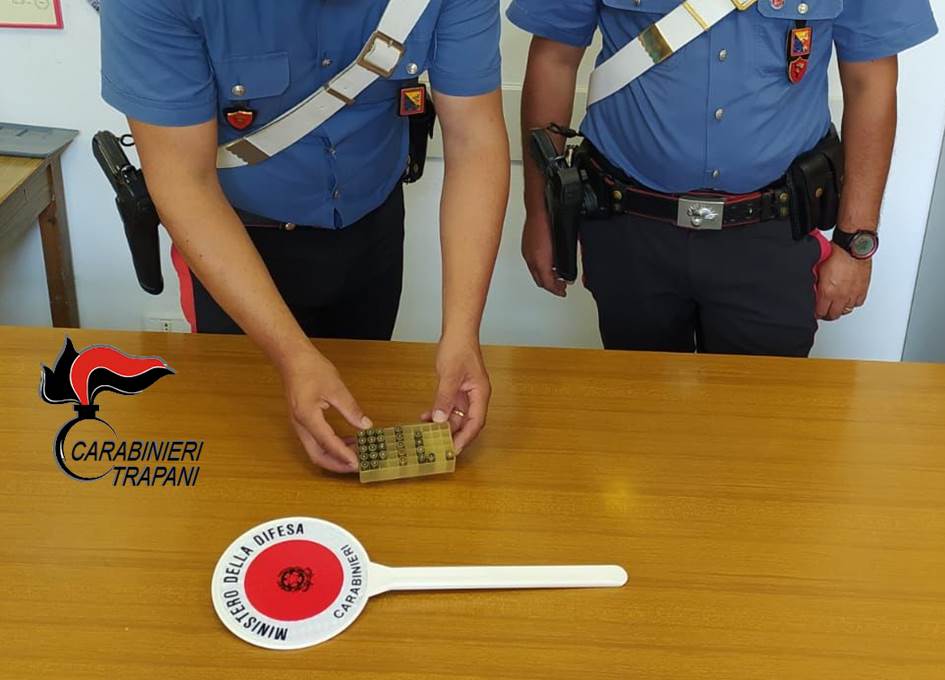 Possesso illegale di munizioni: denunciato un uomo