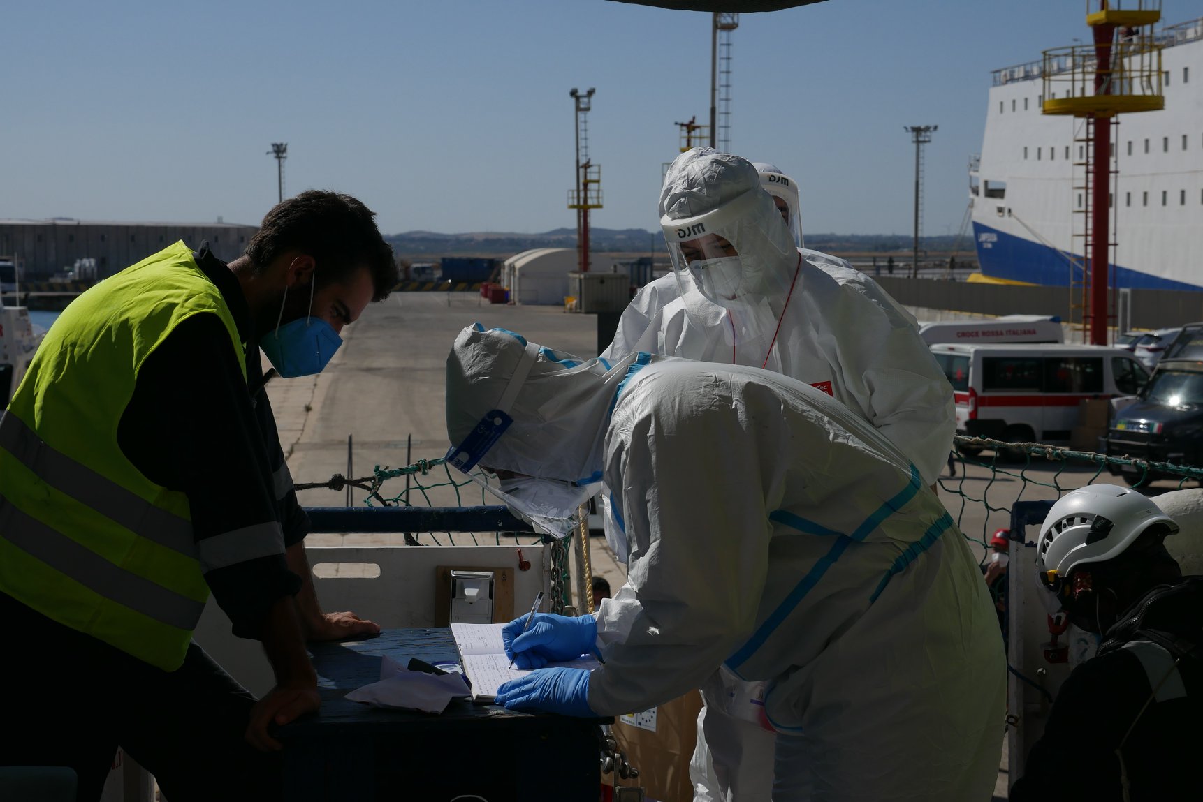 La Sea Watch è al porto di Trapani