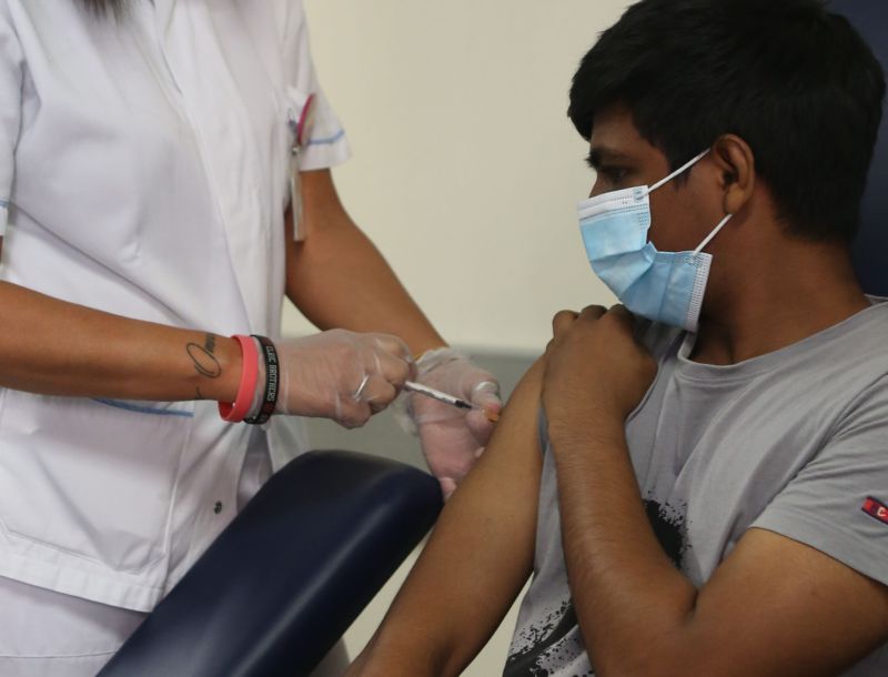 Vaccino, Musumeci “D’accordo sulla terza dose, aspettiamo il governo”