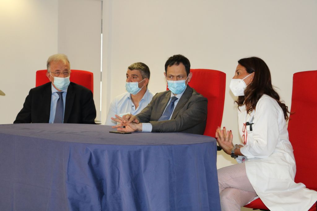 Razza apre decennale Unità Spinale del Cannizzaro a Catania