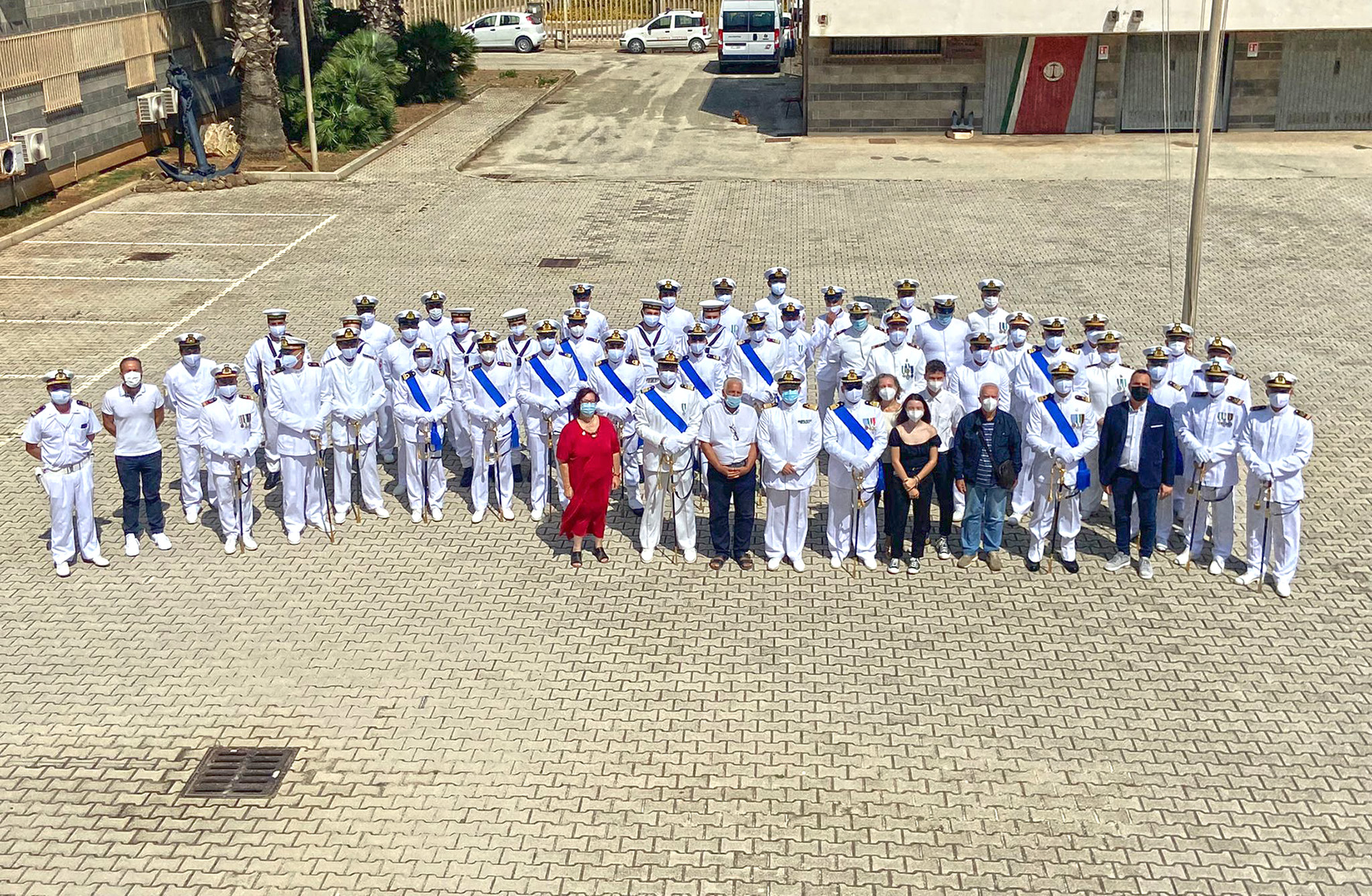 Il Comandante se ne va e la Capitaneria di Mazara dona 620 euro alla San Vito Onlus