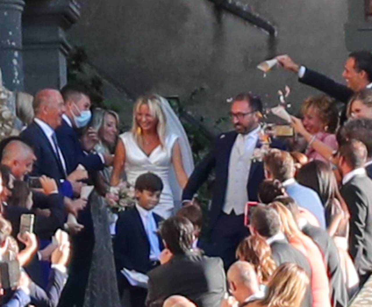 Alfonso Bonafede ha sposato Valeria Pegazzano Ferrando in una villa dei Medici in Toscana