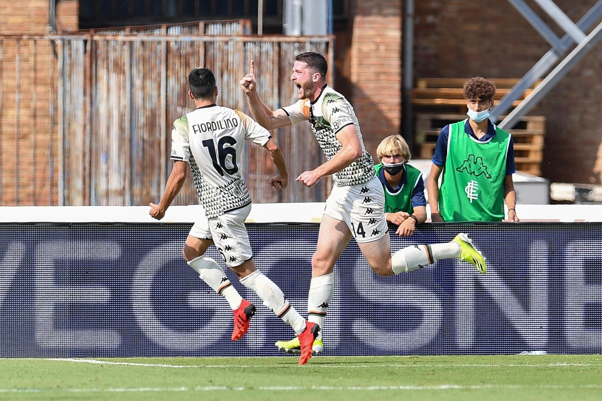Henry e Okereke, il Venezia vince 2-1 a Empoli