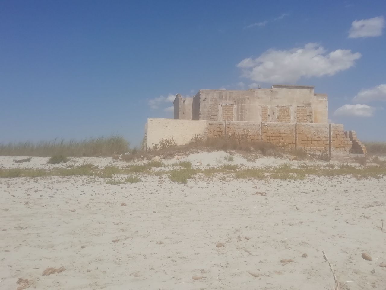 Capo Feto, una meraviglia tra rifiuti e Kitesurf sui bagnanti