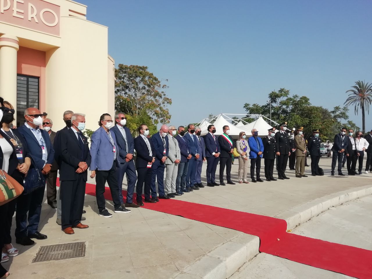 Hanno preso il via gli Stati Generali dell’Export. L’inaugurazione con la fanfara dei bersaglieri. VIDEO