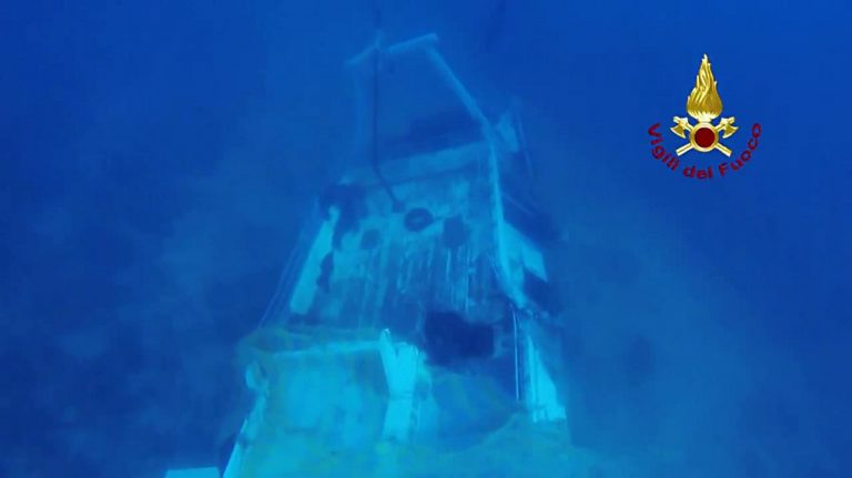 Immigrazione, strage 3 ottobre: 8 anni fa 368 morti naufragio Lampedusa