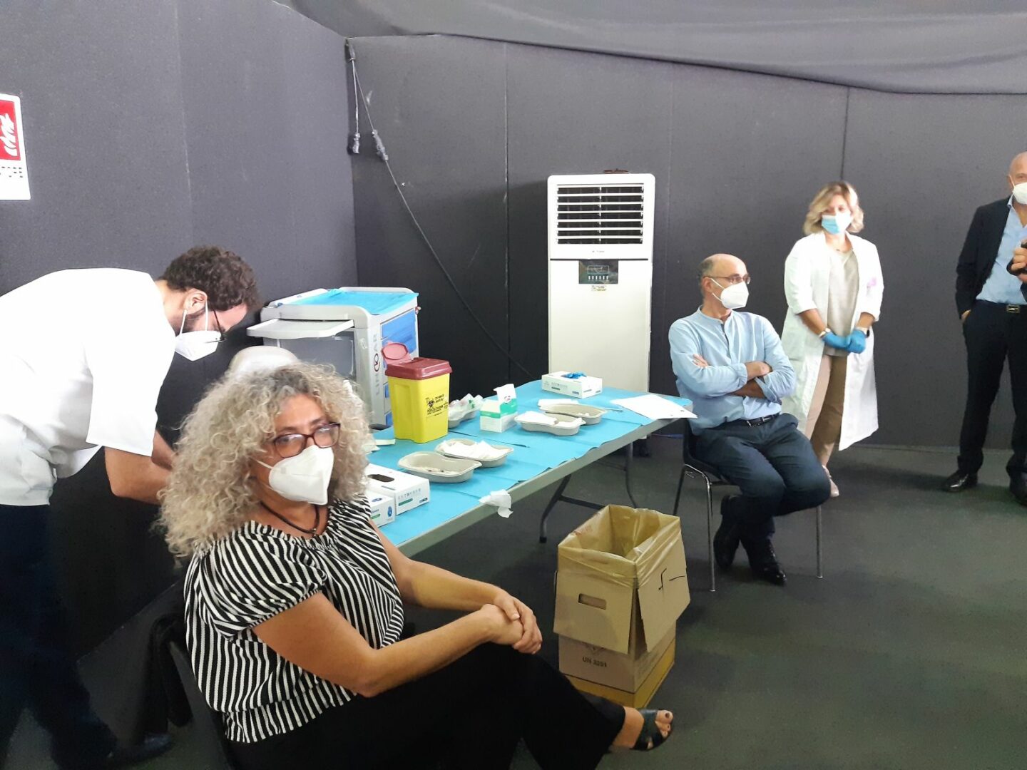 Vaccino, al via a Palermo terze dosi per il personale sanitario