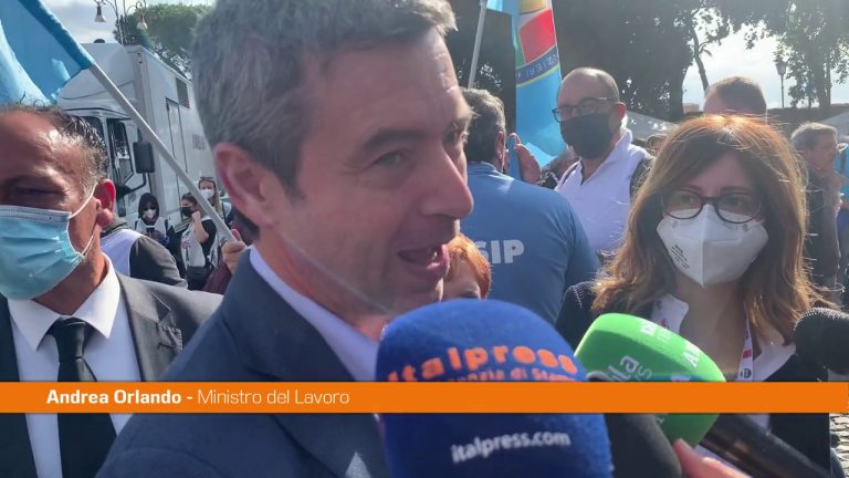 Manifestazione antifascista, Orlando: “Una bella giornata”