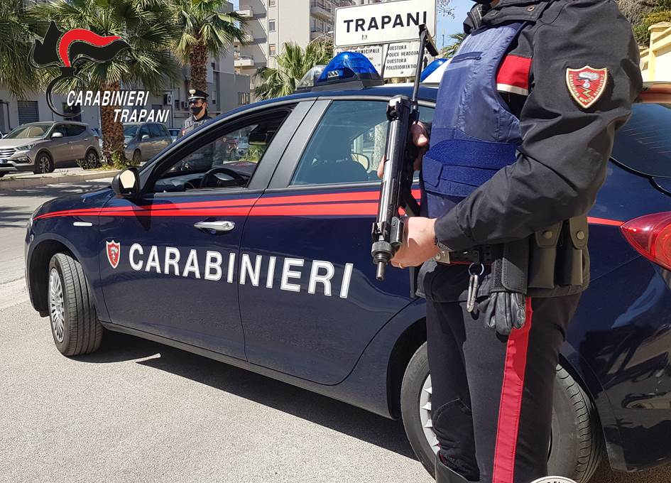 Trapani: divieto di avvicinamento a un giovane e una donna per stalking agli ex