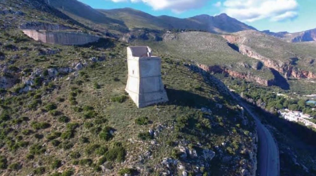 Torre dell’Impiso e ingresso allo Zingaro, al via i lavori