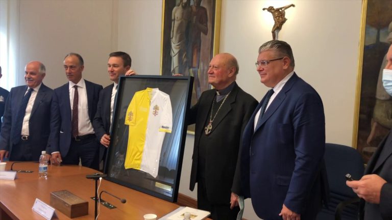 Card. Ravasi “Don Camillo e Don Matteo, col ciclismo rapporto antico”