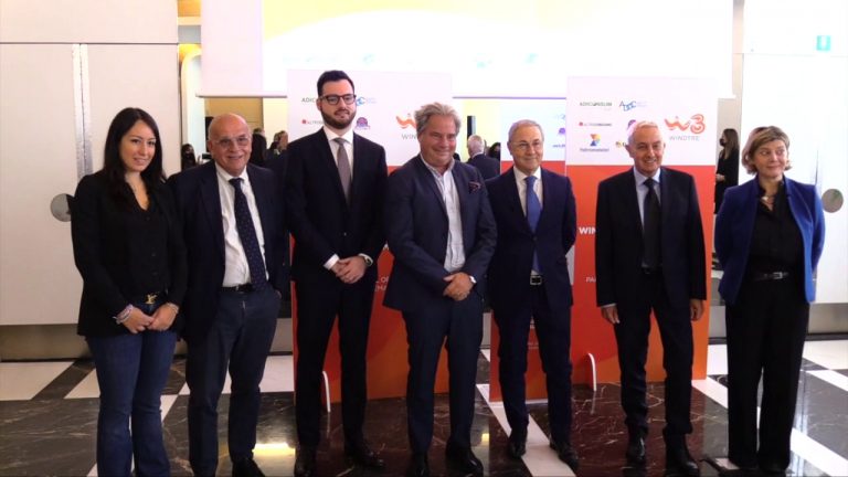 WindTre, accordo con Consumatori per uso consapevole tecnologia