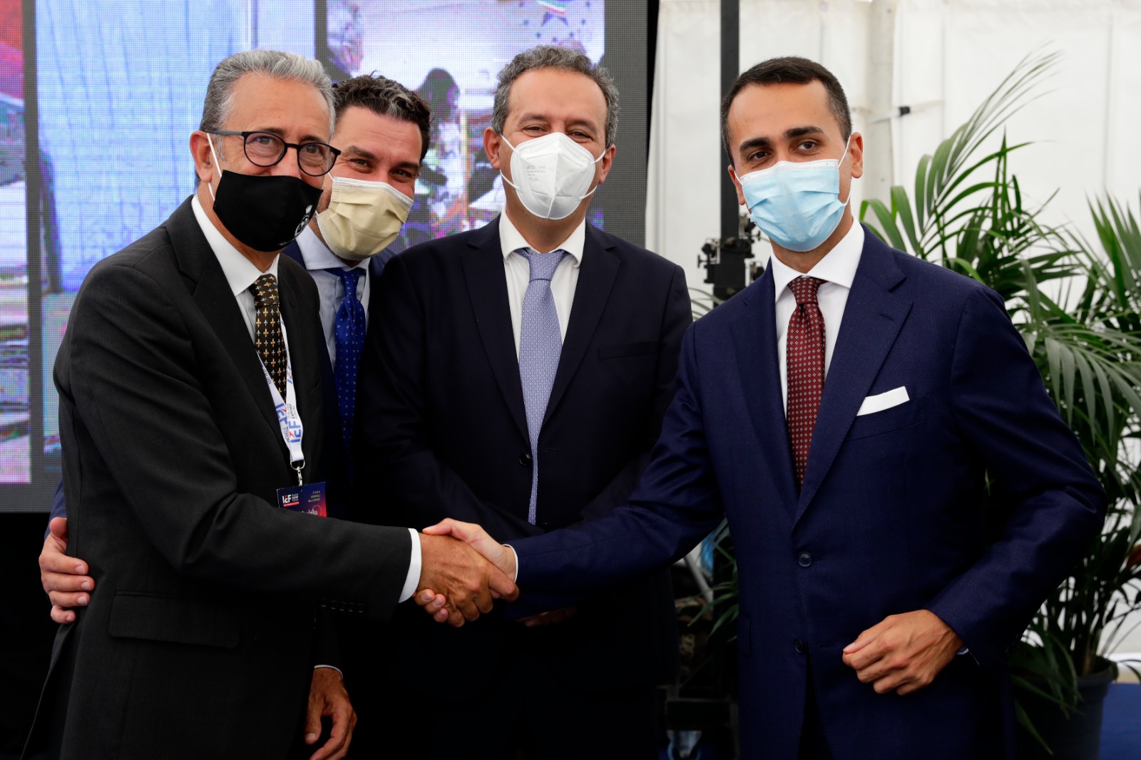 Stati Generali Export, Di Maio crea gruppo per formare export manager al Ministero degli Esteri