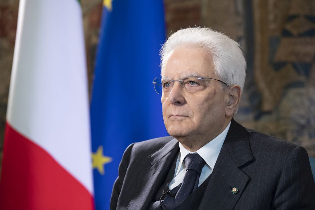 Quirinale, Mattarella conferisce 33 onorificenze al merito