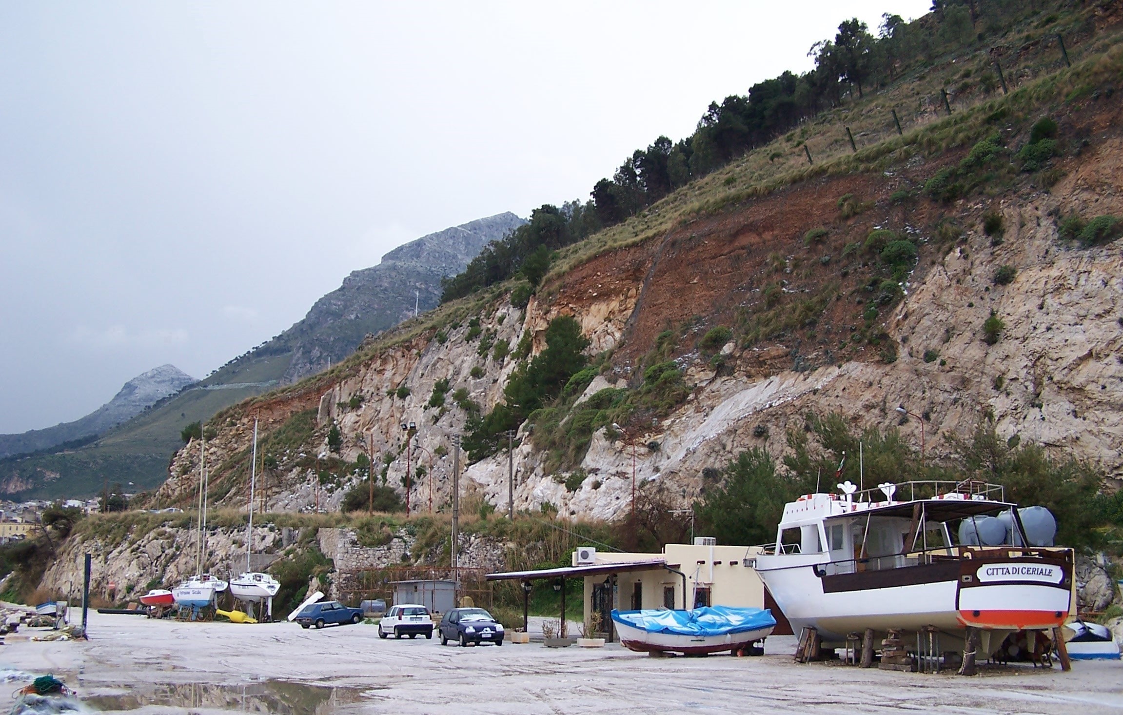 Dissesto idrogeologico: Castellammare, in sicurezza il versante ovest del porto