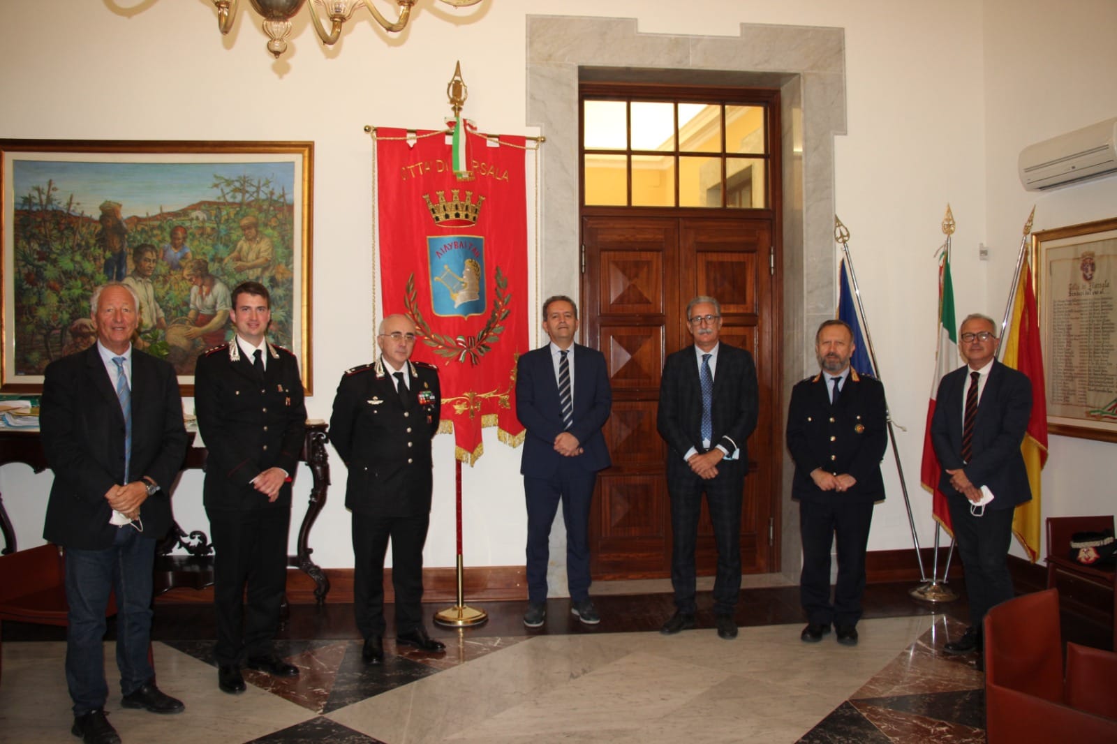 Iniziative e “sicurezza partecipata”, i Carabinieri al Comune di Marsala incontrano il sindaco