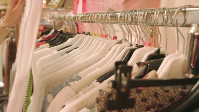 A ottobre in lieve aumento le vendite al dettaglio