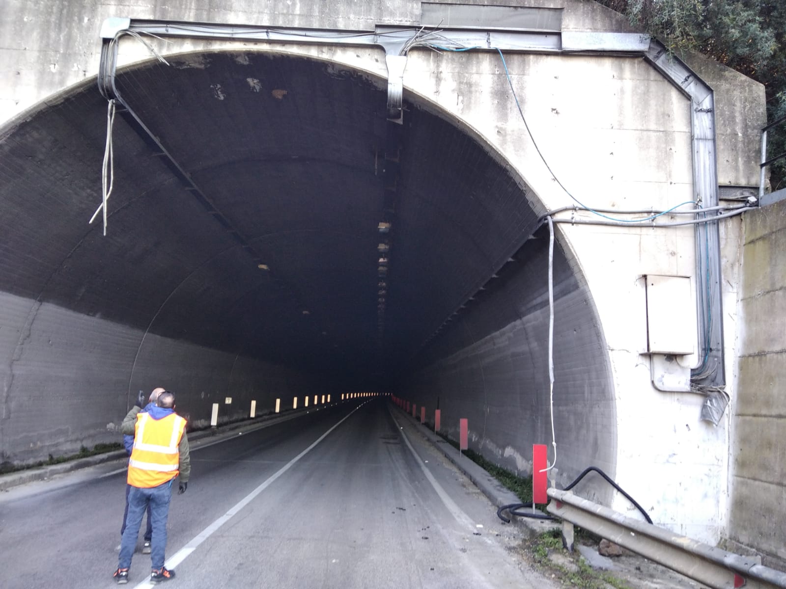 Ancora furti ai cavi elettrici sullo Scorrimento Veloce