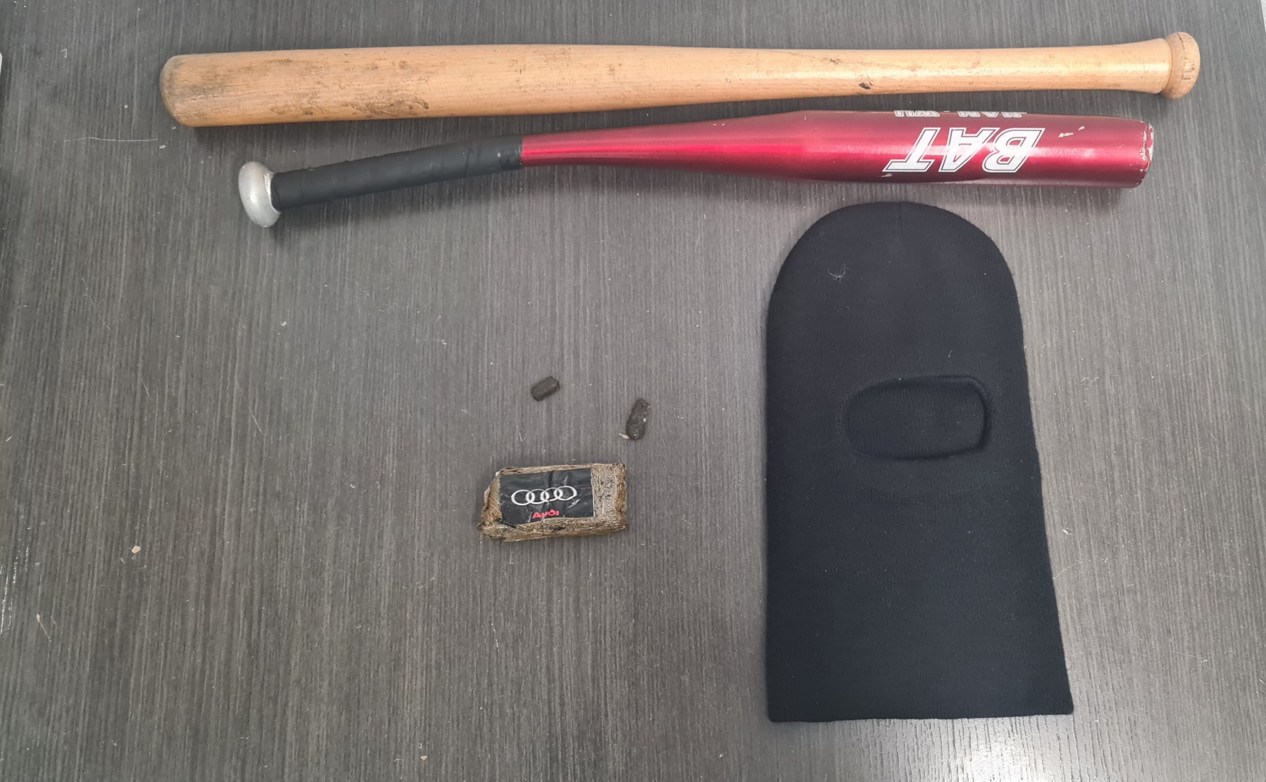 Trapani: due arresti per rapina, alla Credem e a una signora in auto