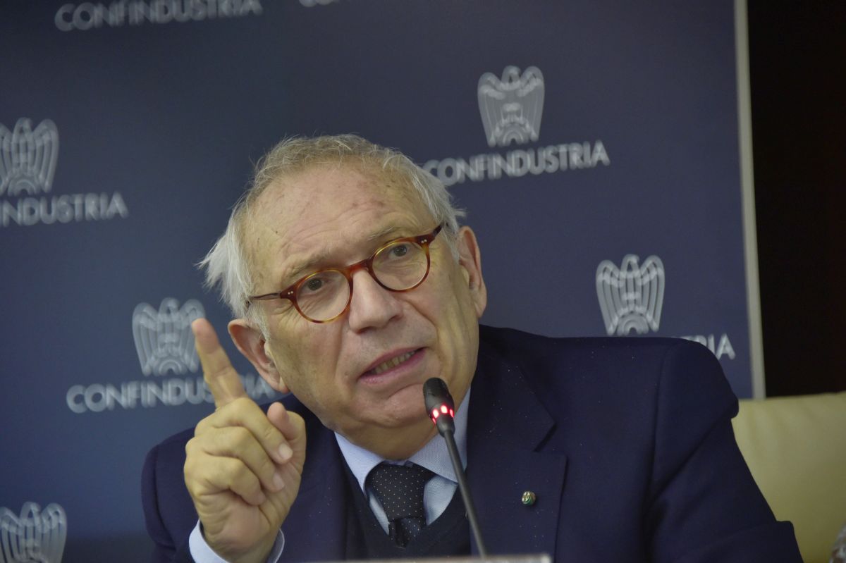 Scuola, Bianchi: “Si torna sui banchi, le regole del Governo sono chiare. Il personale? Sicuramente mancherà”