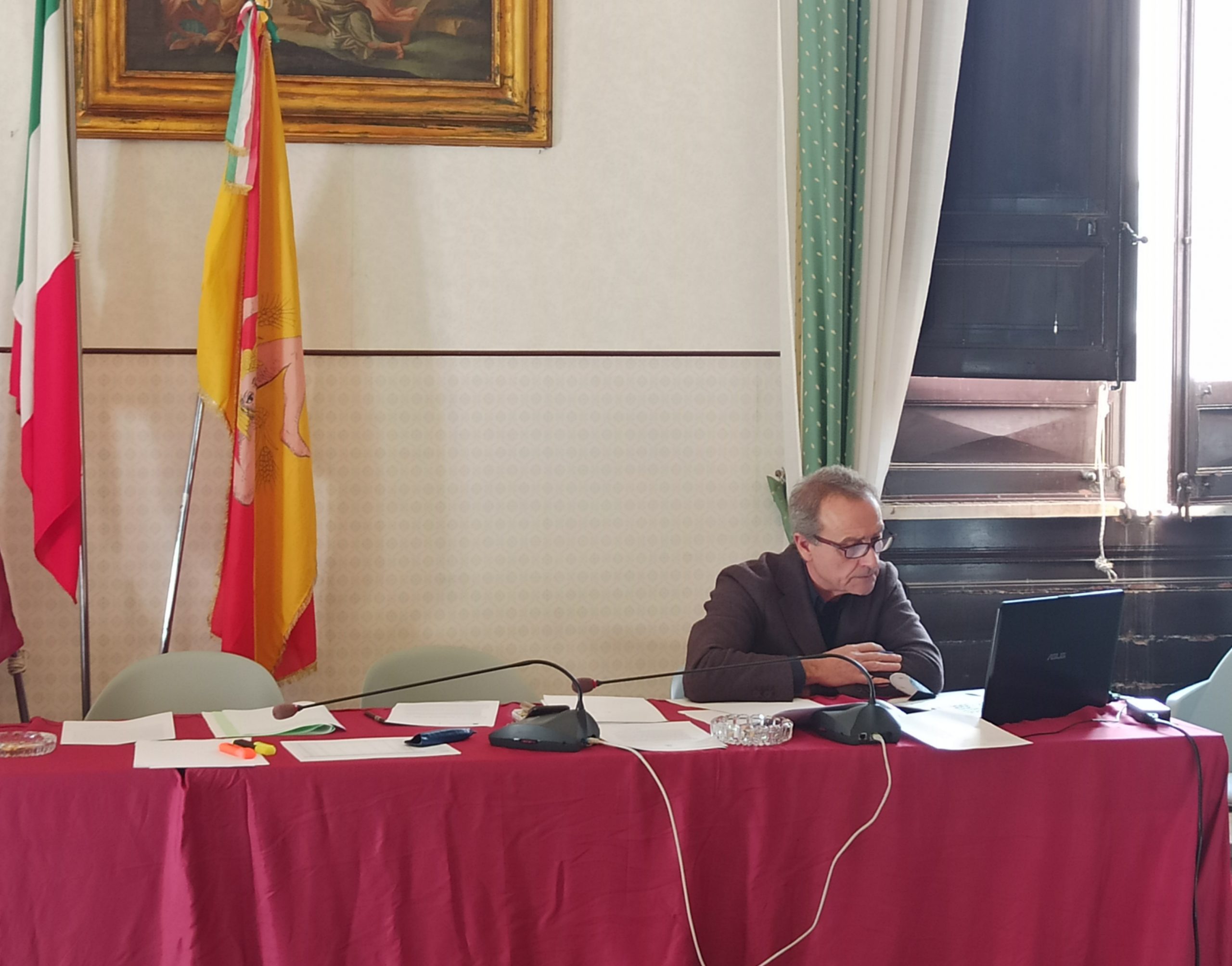 Rientro a scuola, Tranchida: “Prima screening gratuito e mascherine ffp2”