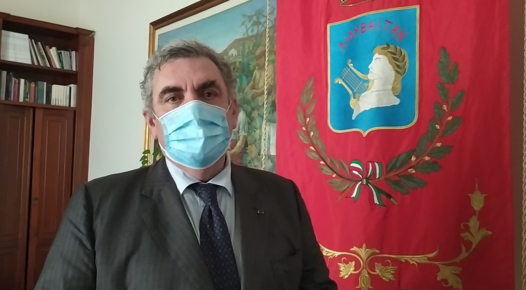 Sergio Abrignani: “A Marsala le mie radici”. Poi l’appello ai siciliani: “Vaccinarsi è un dovere morale” VIDEO