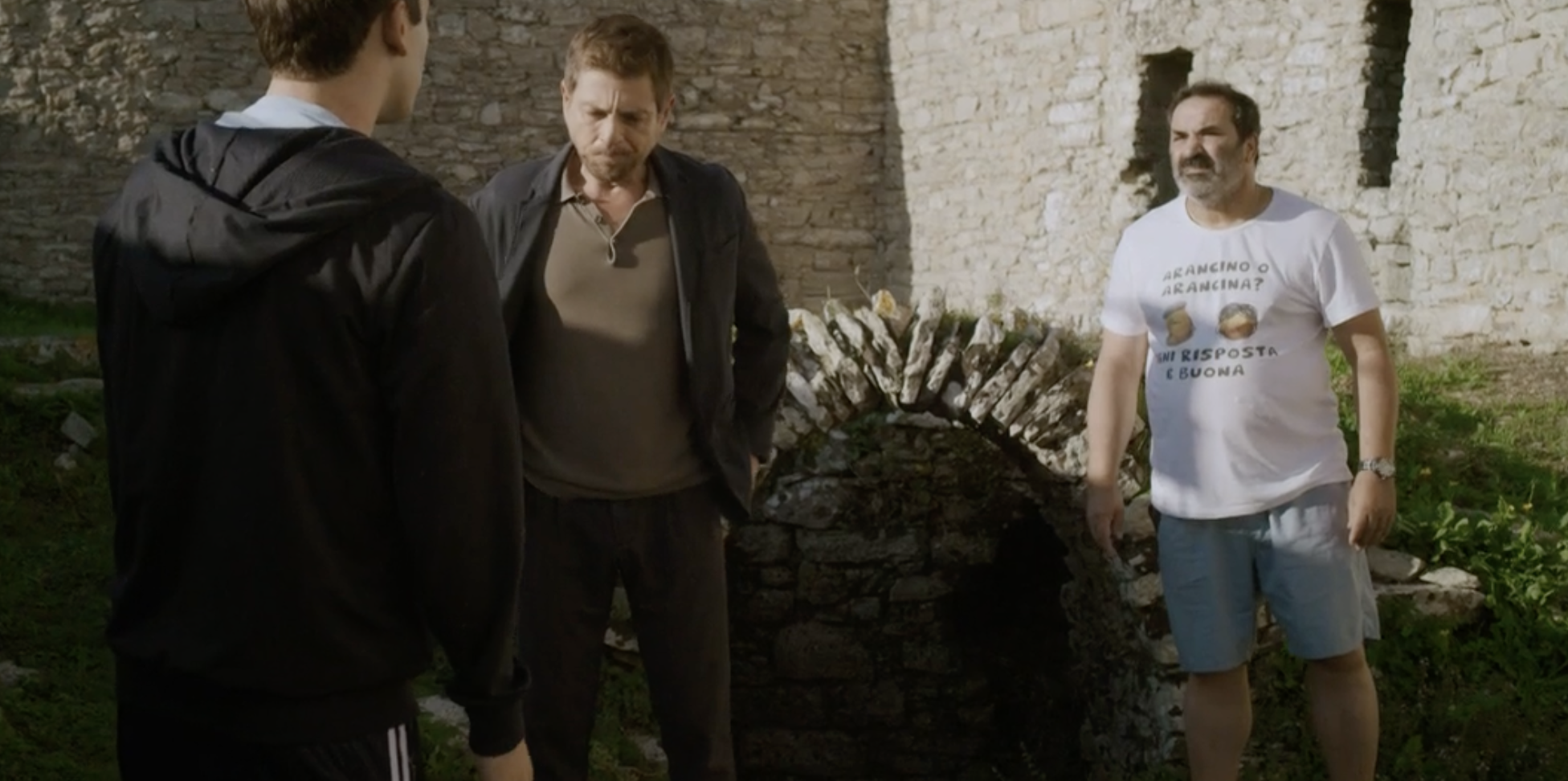 A “Màkari” Lamanna si addentra nel complesso di Santa Maria della Grotta