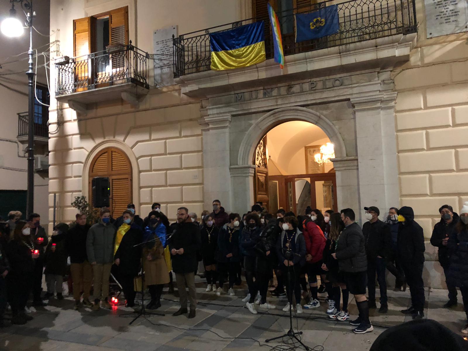 Ad Alcamo partecipata Fiaccolata per la Pace