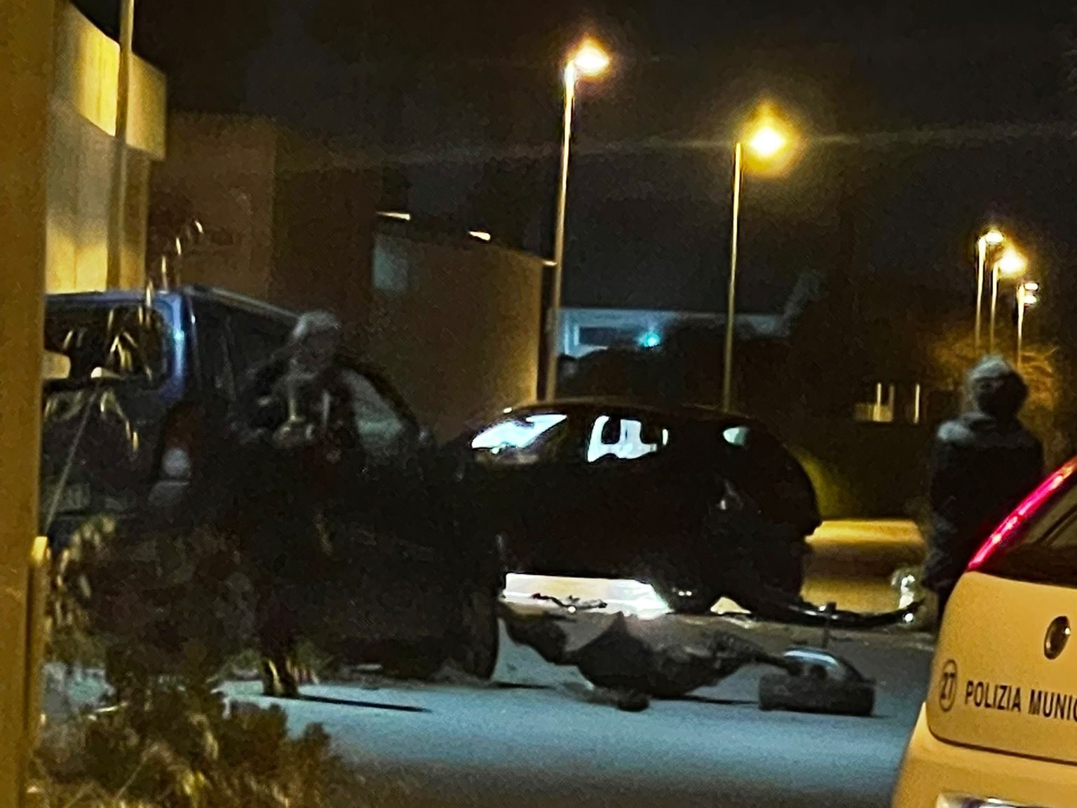 Violento incidente frontale sul Lungomare di Marsala, strada bloccata