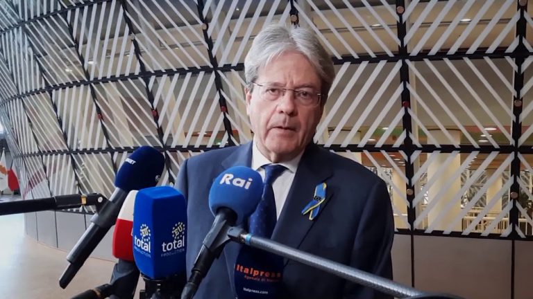 Ue, Gentiloni “Serve una forza di difesa comune”