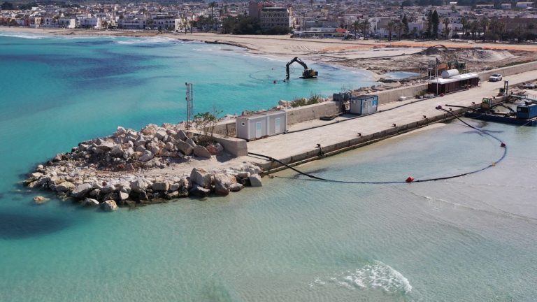 San Vito Lo Capo: iniziati i lavori di escavazione dei fondali del litorale