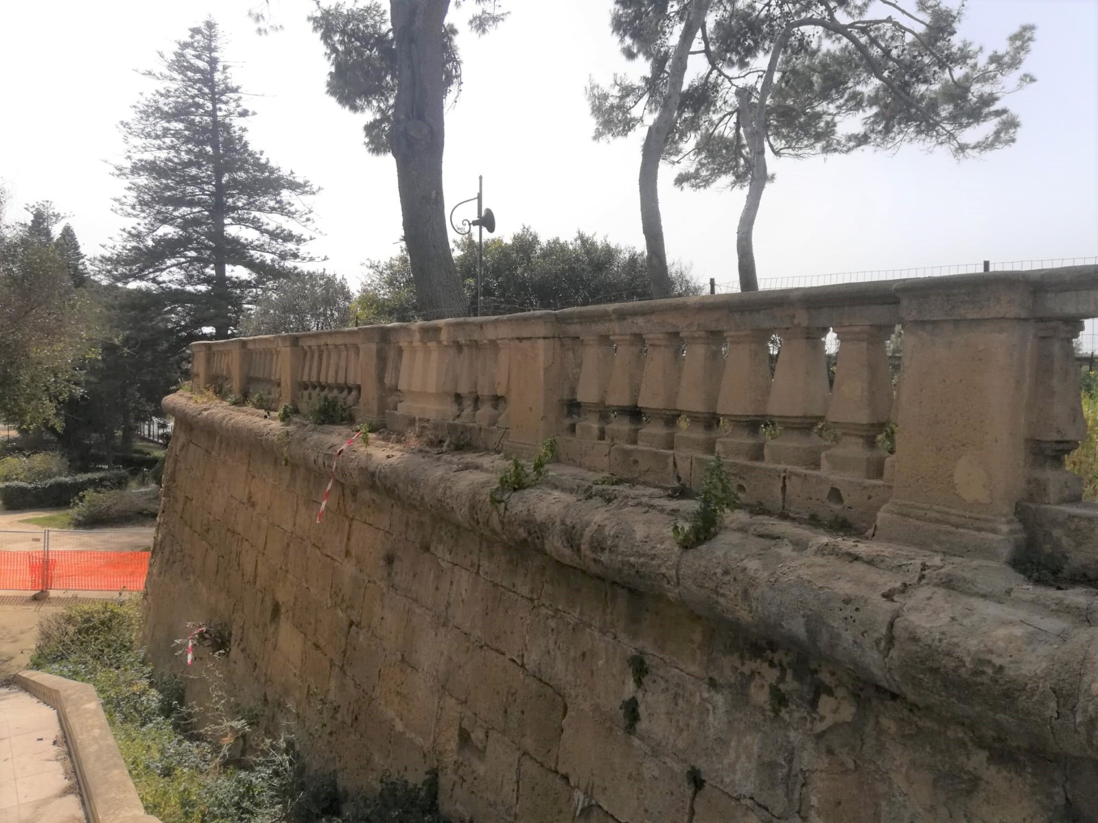 Villa Cavallotti, continua la messa in sicurezza della terrazza