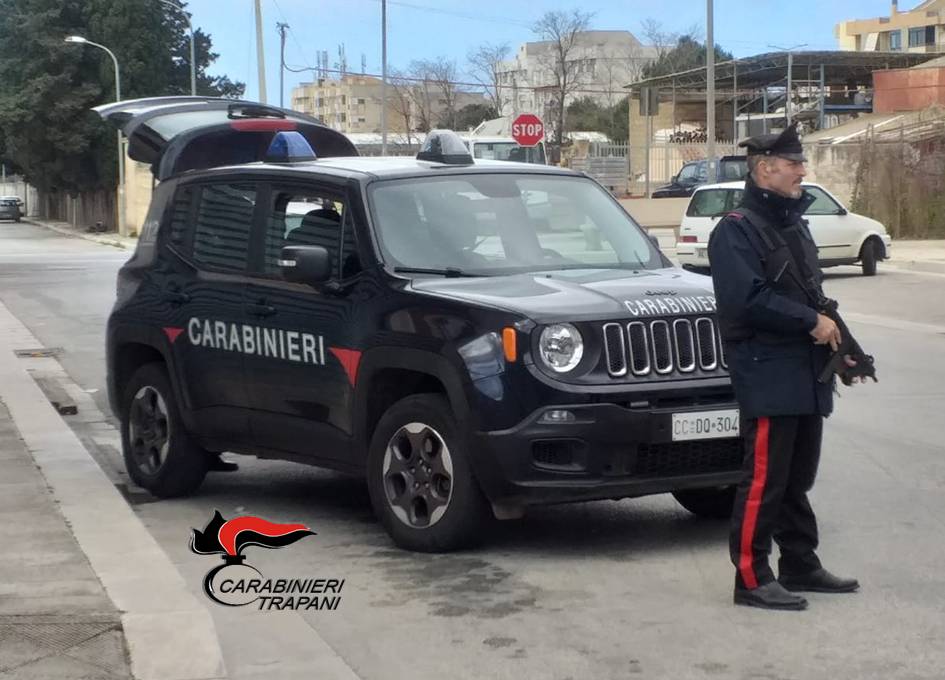 Trapani: manomette il braccialetto elettronico, ora è in carcere