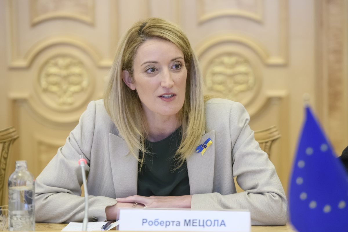 Ucraina, Metsola a Kiev “La vostra resistenza ha ispirato il mondo”