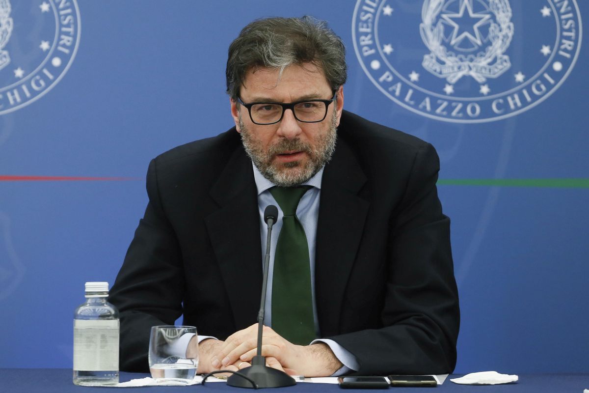 Energia, Giorgetti “Allo studio del governo ulteriori misure”