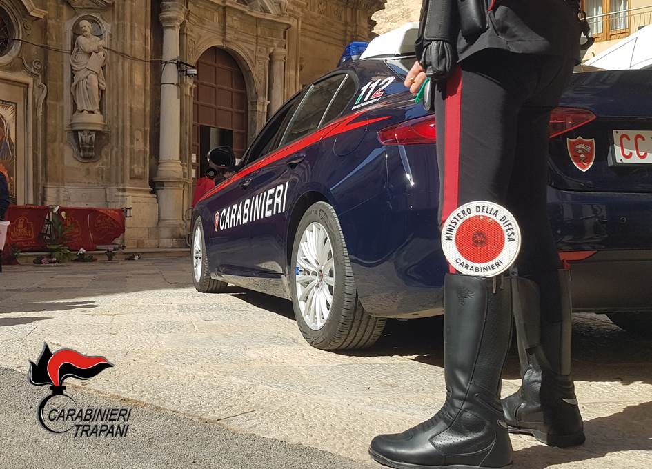 Trapani, rubò ad un sacerdote e raggirò una struttura religiosa, arrestato 42enne