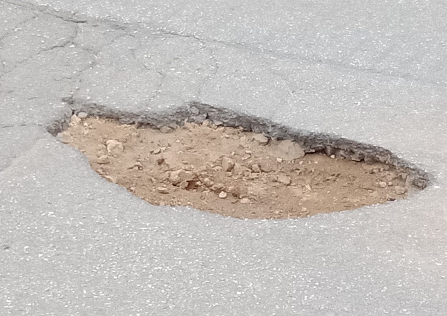 Marsala: segnalata una buca in contrada Terrenove Bambina