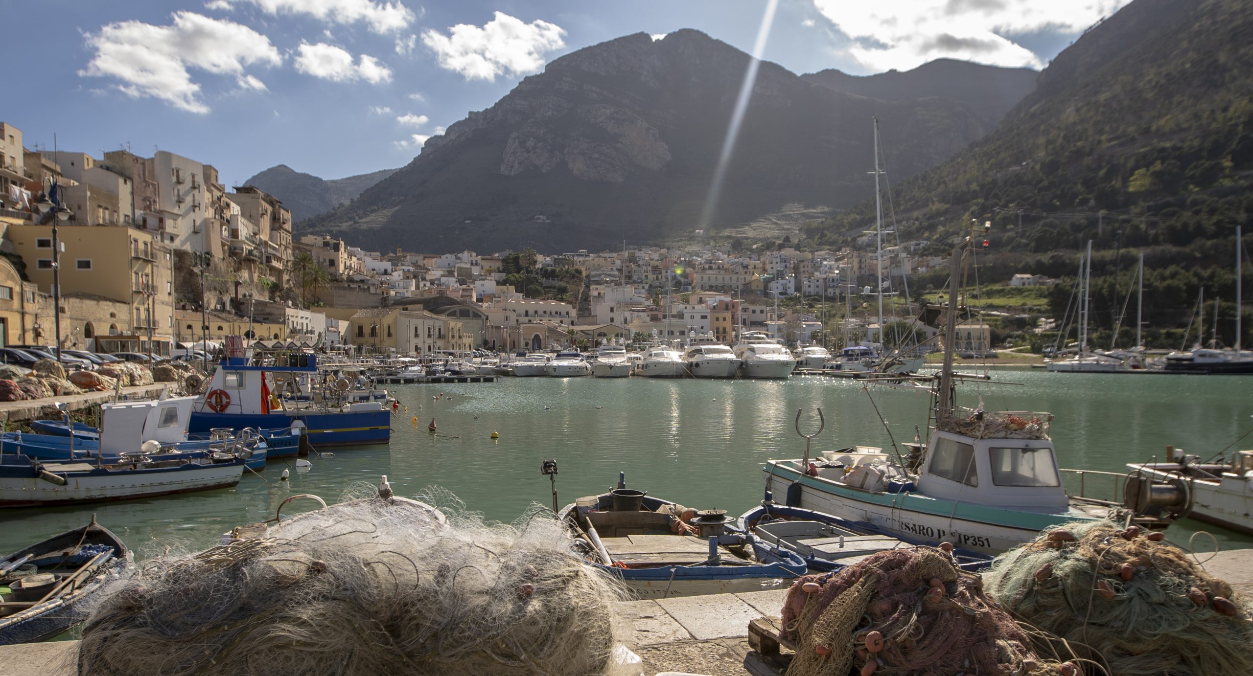 Castellammare, niente auto a Cala Marina nei fine settimana di maggio