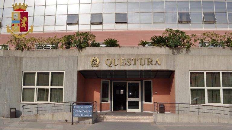 Ordigno contro bar nel siracusano, arrestato 32enne