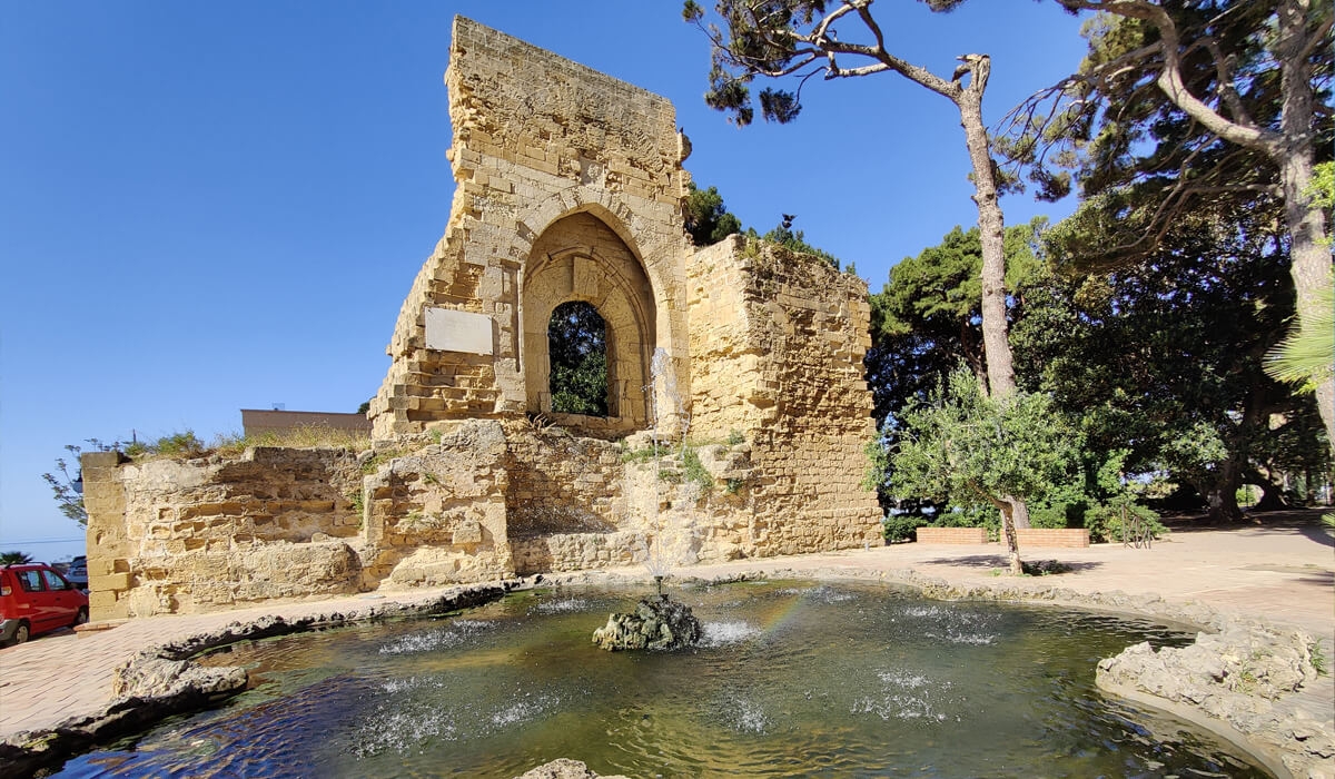 Il Comune di Mazara cerca sponsor per il restauro dell’Arco Normanno
