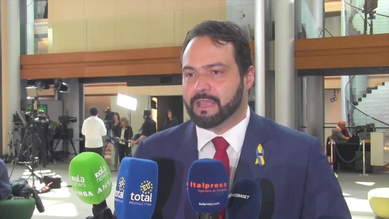 Ue, Castaldo “Doveroso nuovo pacchetto di sanzioni alla Russia”